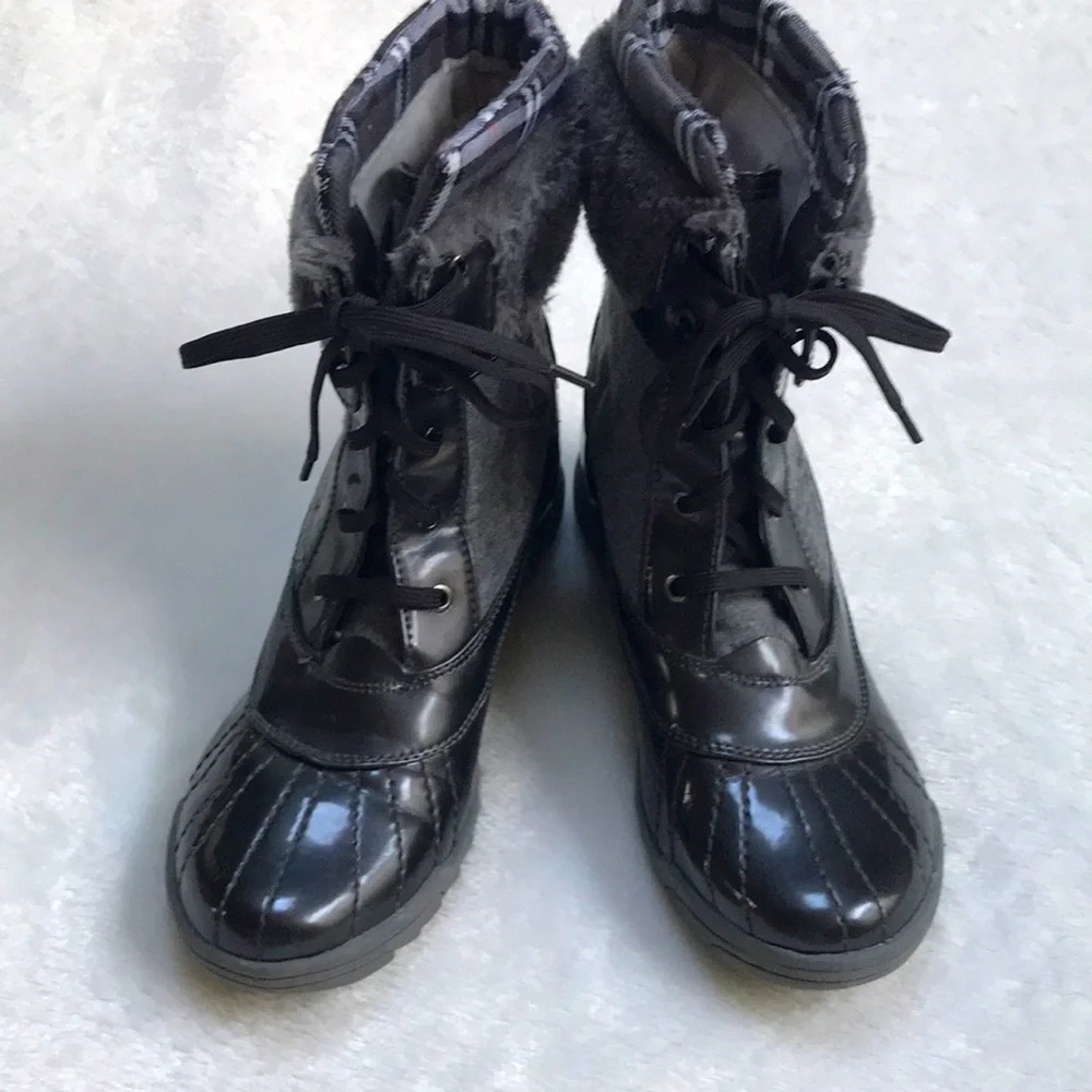 Anne Klein Sport Grania Snow Boots w/Pewter Plaid Faux Fur Mid Calf Women’s 8M - Picture 1 of 4